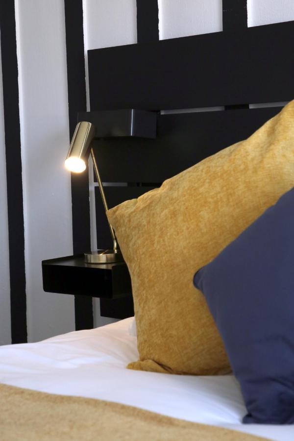 Luxury 3 Bed Apartment In The Heart Of スタンフォード エクステリア 写真