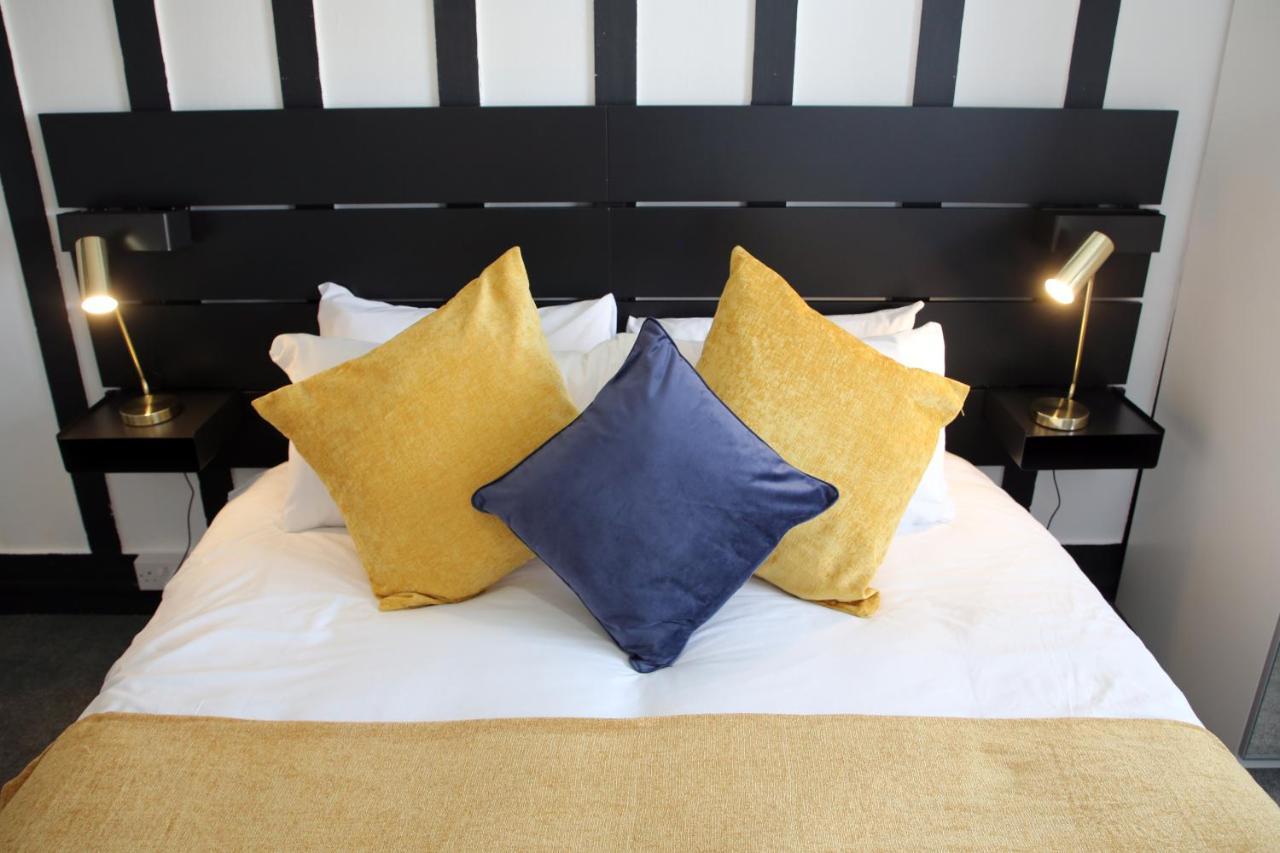 Luxury 3 Bed Apartment In The Heart Of スタンフォード エクステリア 写真