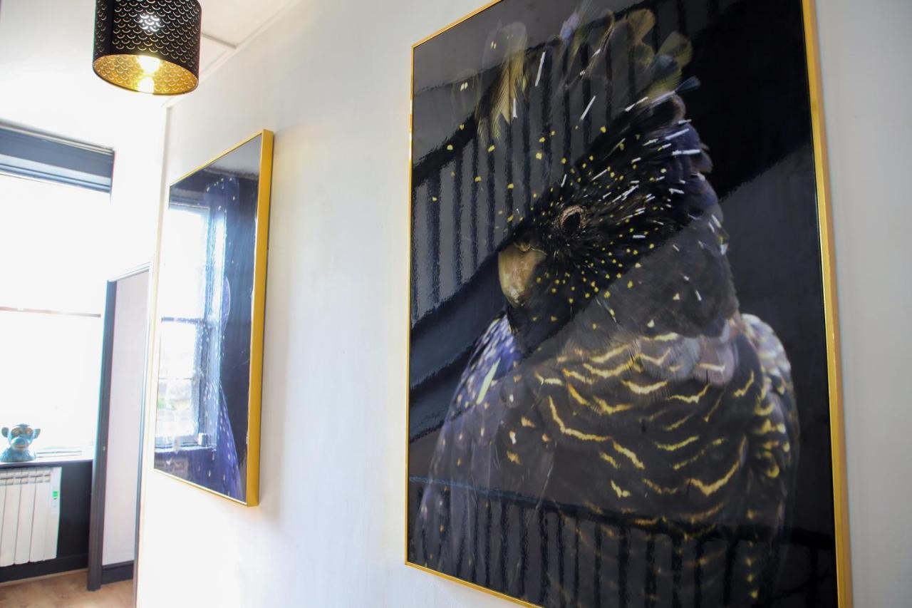 Luxury 3 Bed Apartment In The Heart Of スタンフォード エクステリア 写真